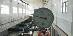 2019年6月7日自来水厂日流量、水压
