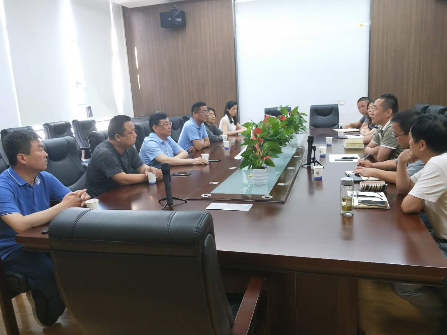 2019年6月4日陵城区水务局领导一行到武汉水务公司进行学习交流