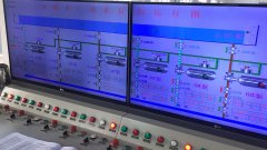 2019年10月19日自来水厂日流量、水压